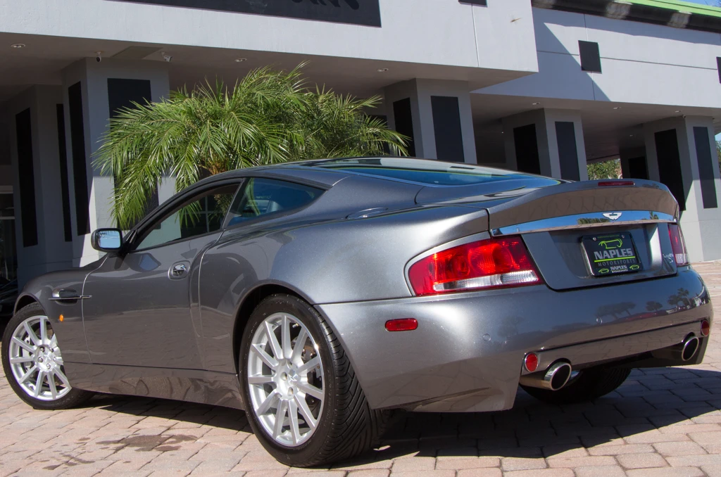 2005 Aston Martin Vanquish 1st Gen - Image 13 of 31