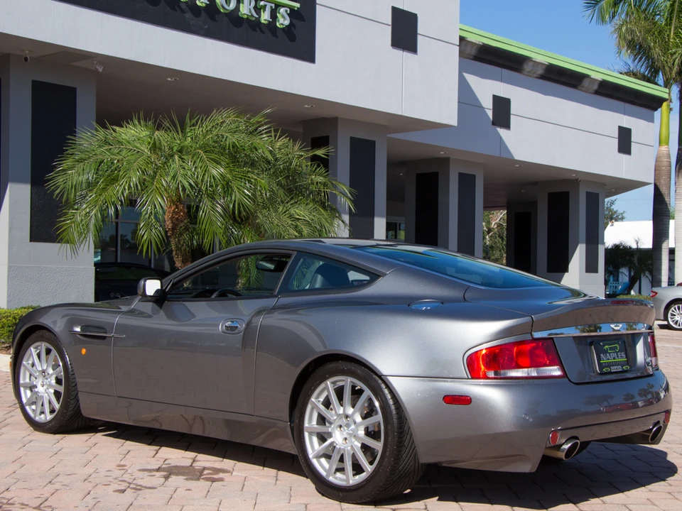 2005 Aston Martin Vanquish 1st Gen - Image 10 of 31