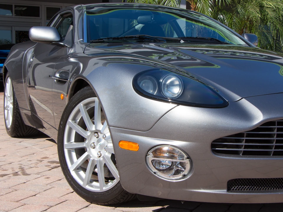2005 Aston Martin Vanquish 1st Gen - Image 31 of 31