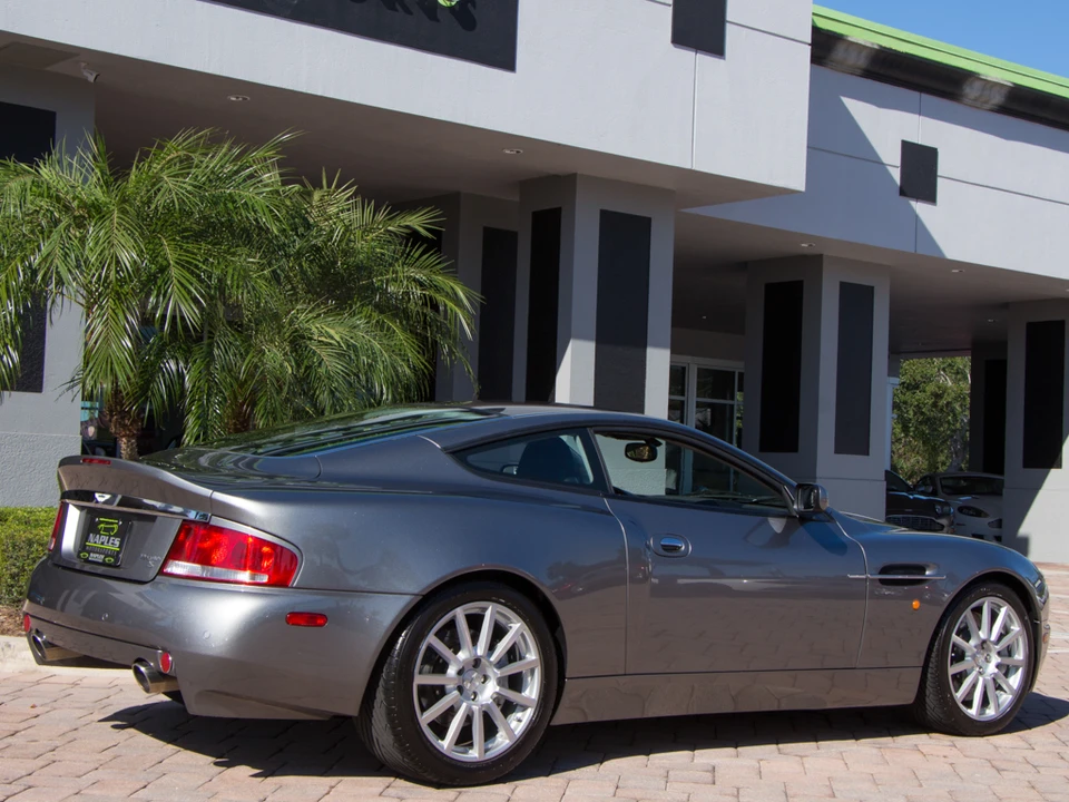 2005 Aston Martin Vanquish 1st Gen - Image 22 of 31
