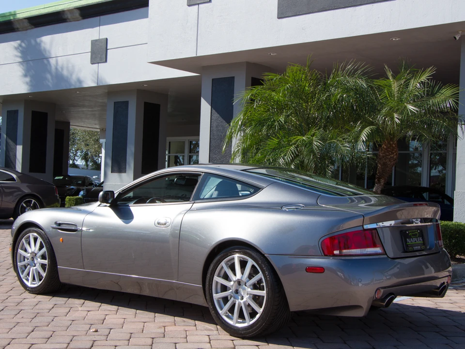 2005 Aston Martin Vanquish 1st Gen - Image 12 of 31