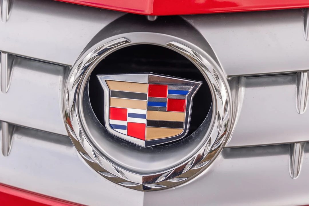 2005 Cadillac XLR - Image 22 of 31