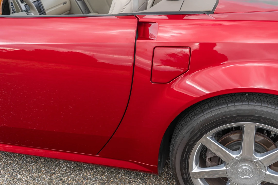 2005 Cadillac XLR - Image 31 of 31