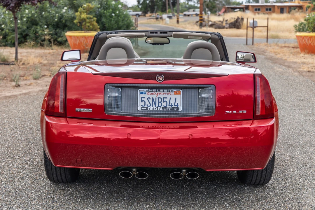 2005 Cadillac XLR - Image 5 of 31
