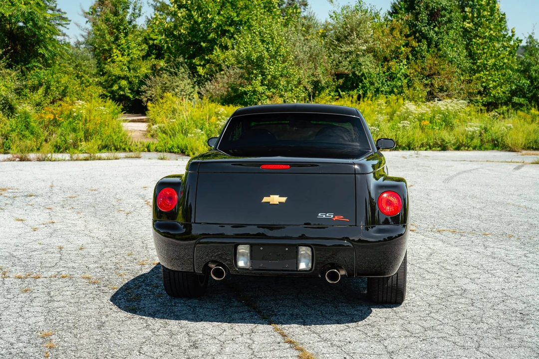 2005 Chevrolet SSR - Image 23 of 31