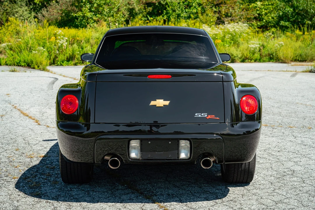 2005 Chevrolet SSR - Image 21 of 31