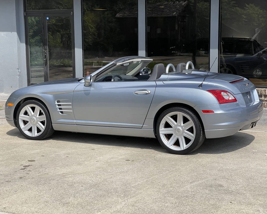 2005 Chrysler Crossfire - Image 21 of 31