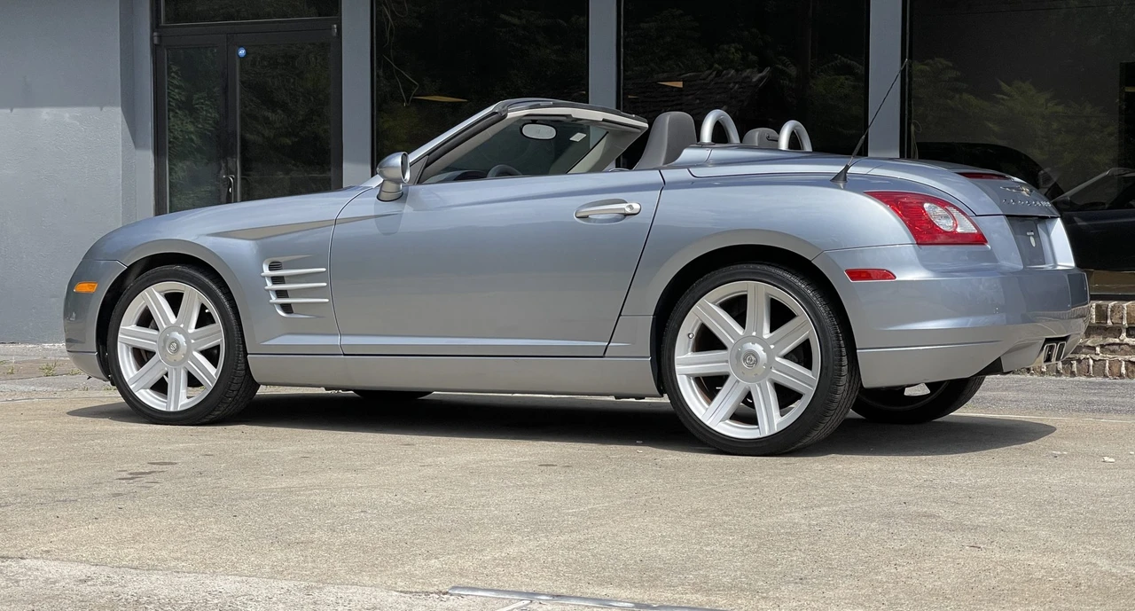 2005 Chrysler Crossfire - Image 20 of 31