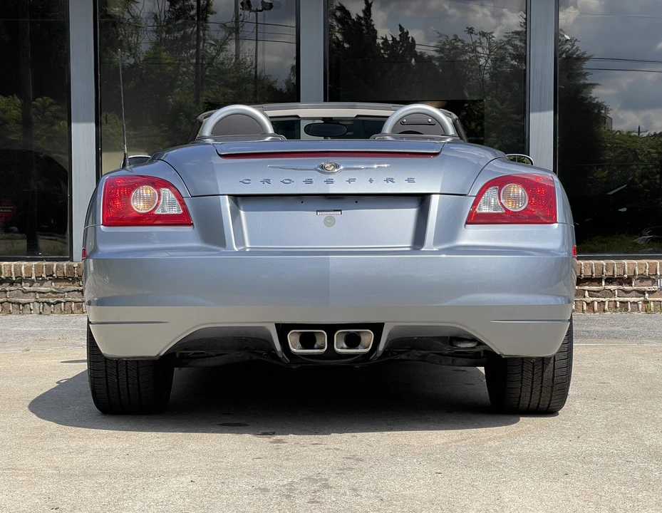 2005 Chrysler Crossfire - Image 16 of 31
