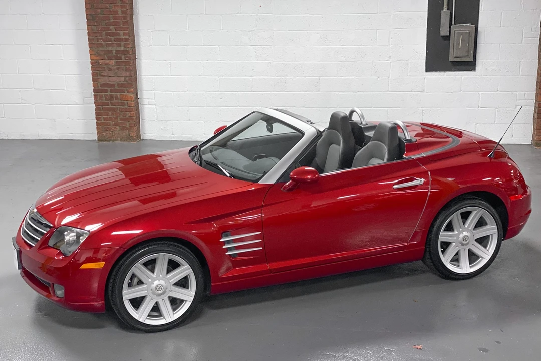 2005 Chrysler Crossfire - Image 4 of 31