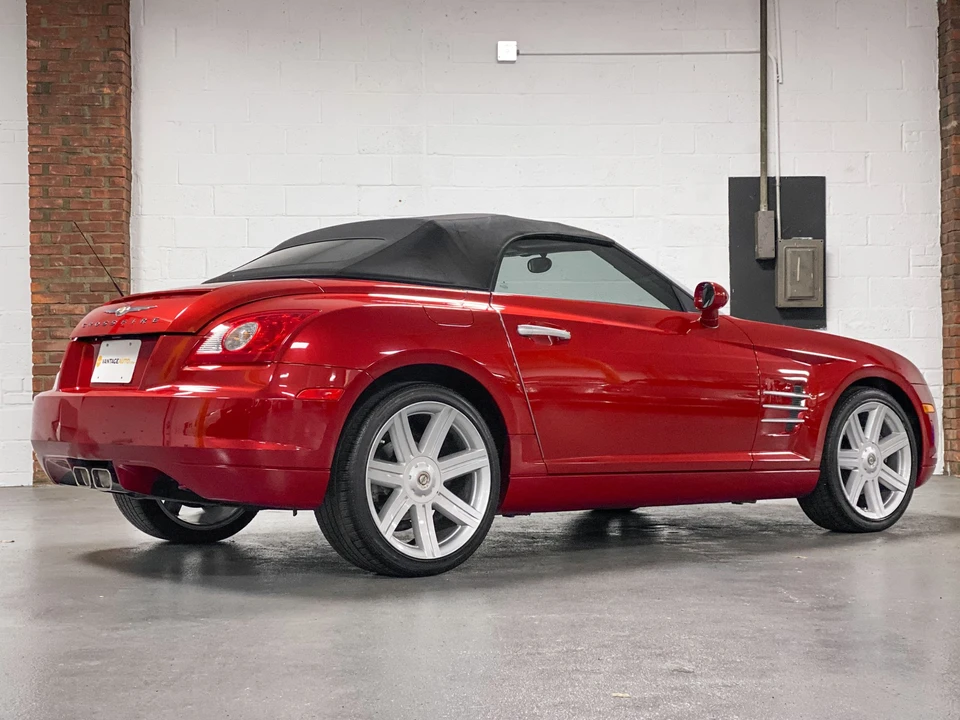 2005 Chrysler Crossfire - Image 26 of 31
