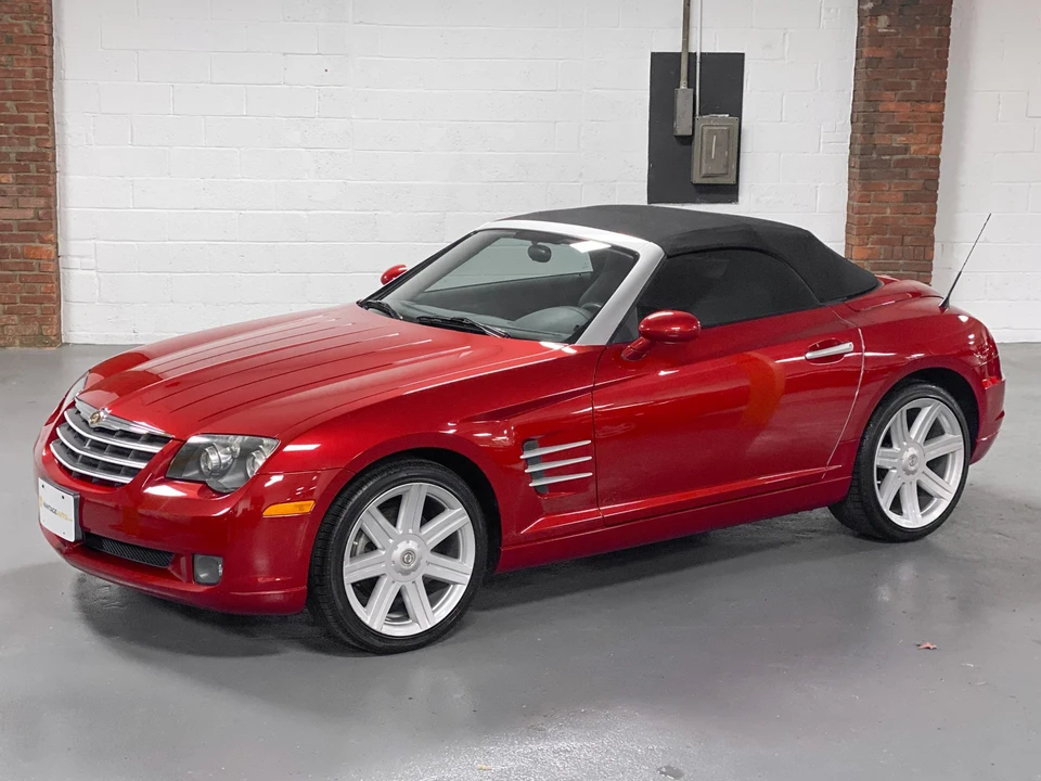 2005 Chrysler Crossfire - Image 16 of 31