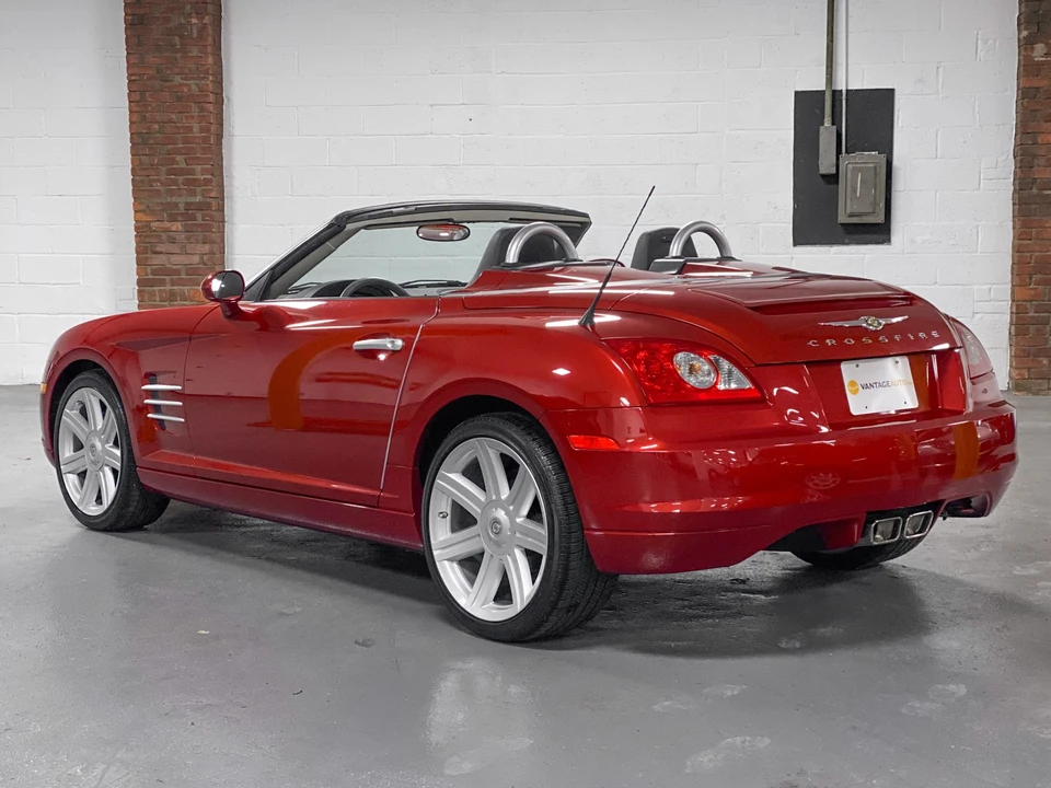 2005 Chrysler Crossfire - Image 7 of 31