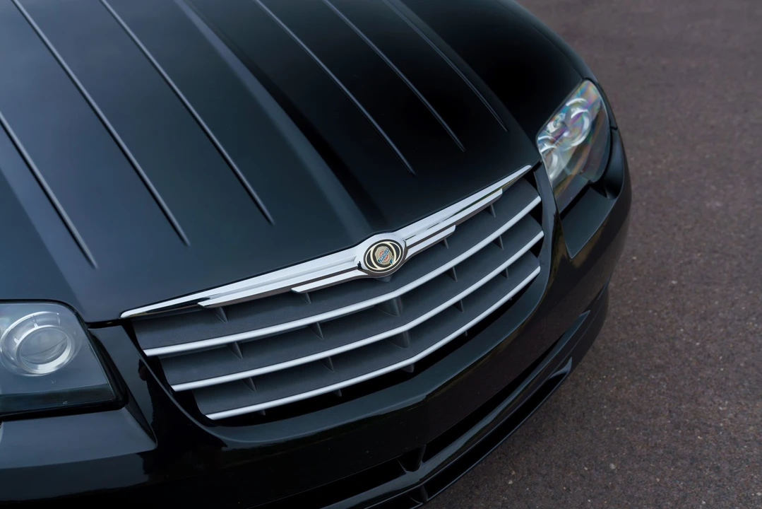 2005 Chrysler Crossfire - Image 29 of 31