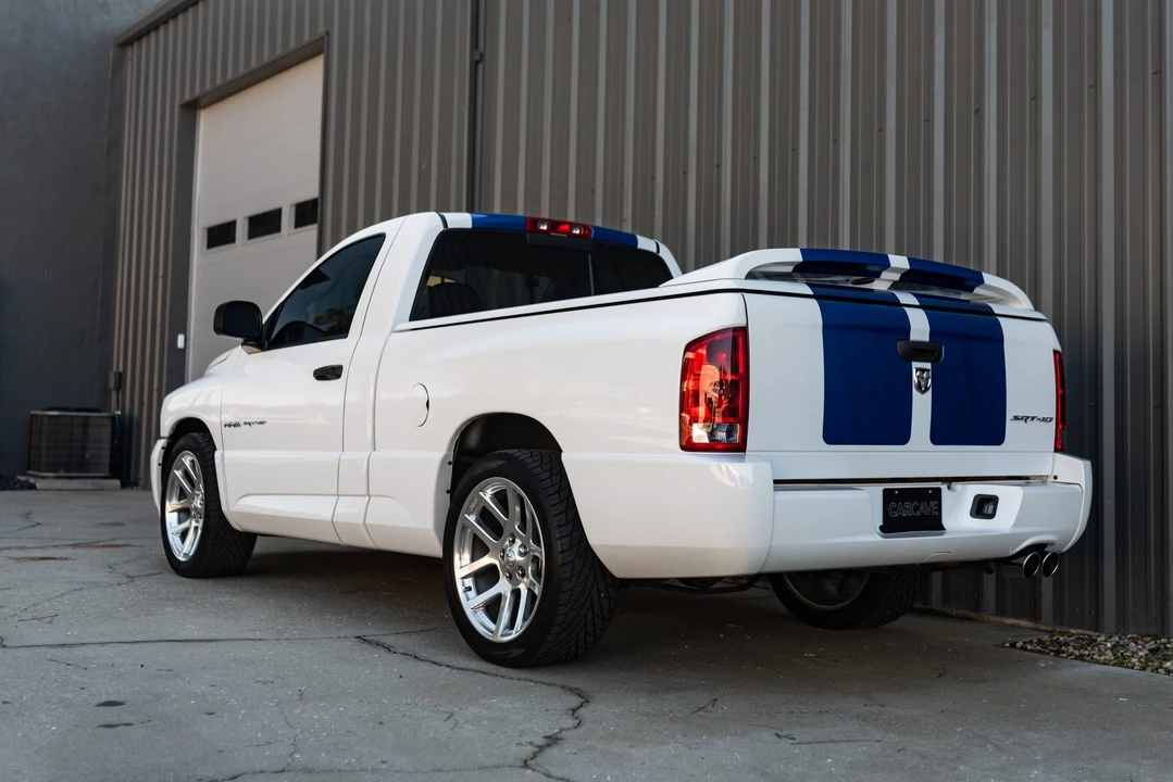 2005 Dodge Ram SRT-10 3rd Gen - Image 14 of 31
