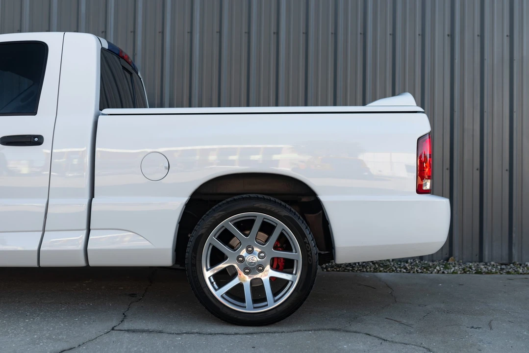 2005 Dodge Ram SRT-10 3rd Gen - Image 19 of 31
