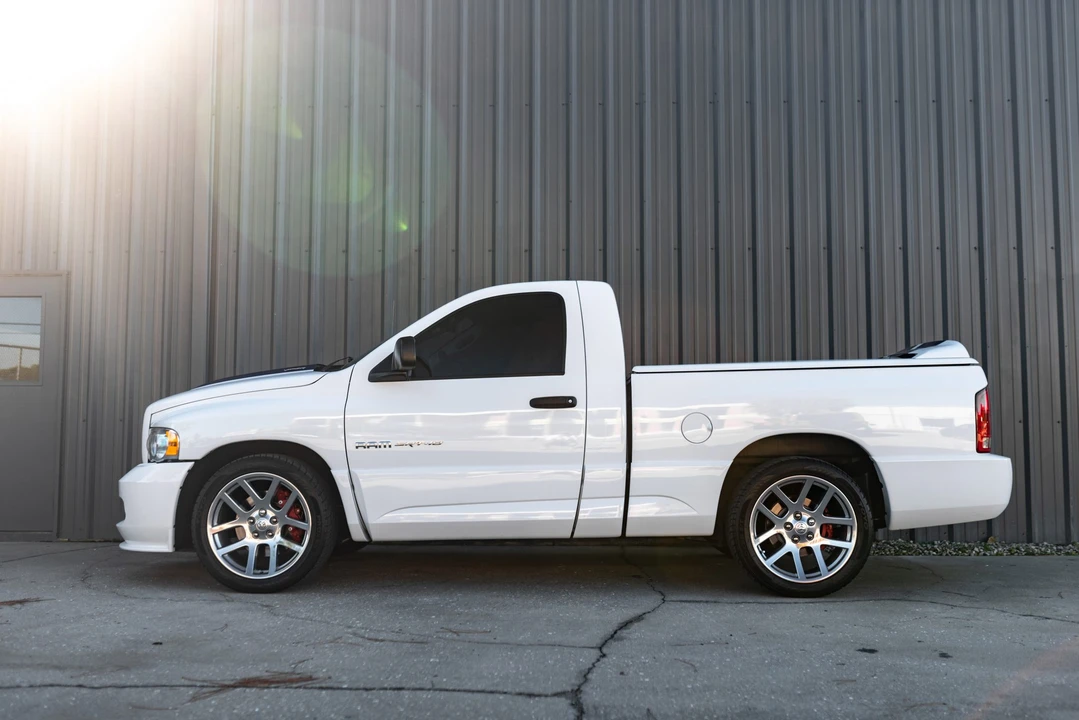 2005 Dodge Ram SRT-10 3rd Gen - Image 13 of 31