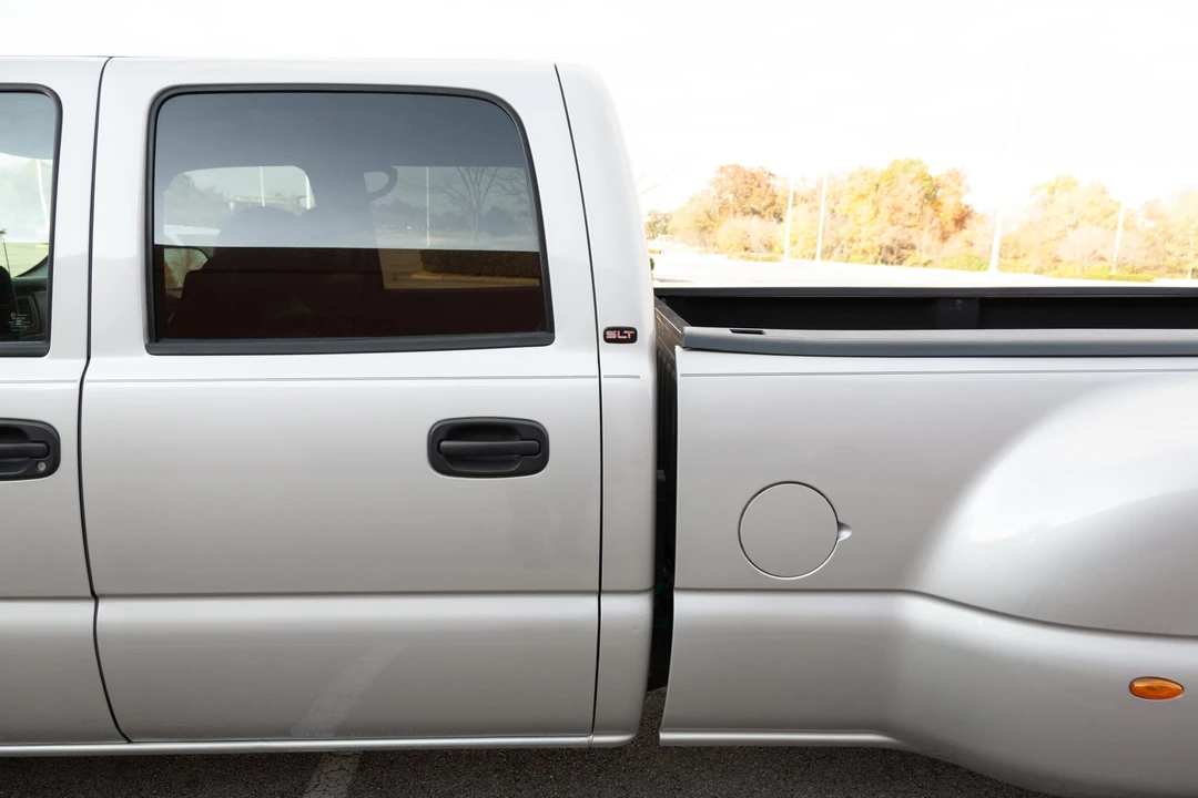 2005 GMC Sierra Heavy Duty 2nd Gen - Image 31 of 31