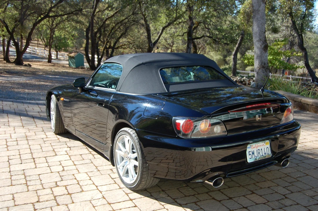 2005 Honda AP2 S2000 - Image 7 of 31