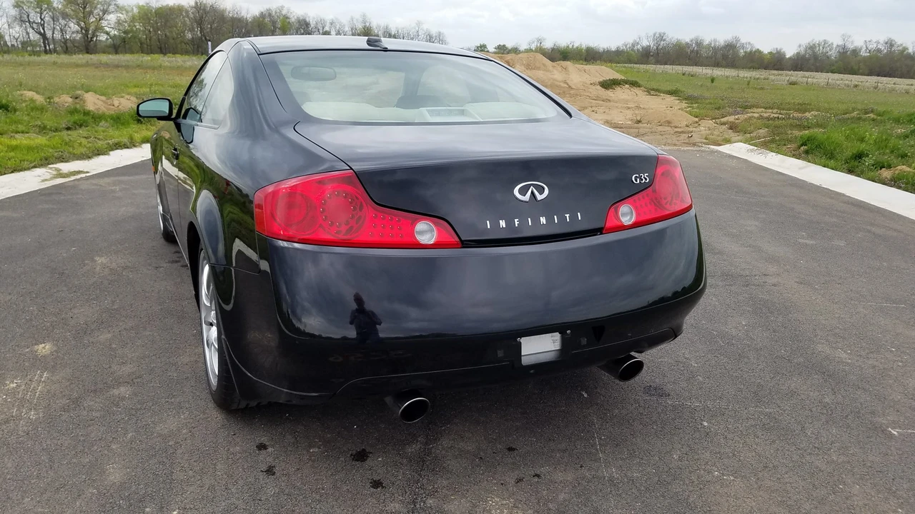 2005 Infiniti G35 3rd Gen - Image 18 of 31