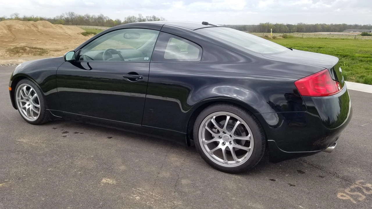 2005 Infiniti G35 3rd Gen - Image 16 of 31