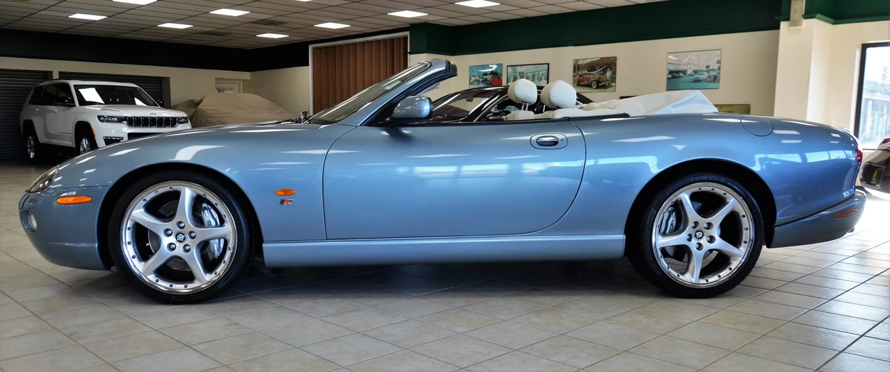 2005 Jaguar X100 XKR - Image 17 of 31