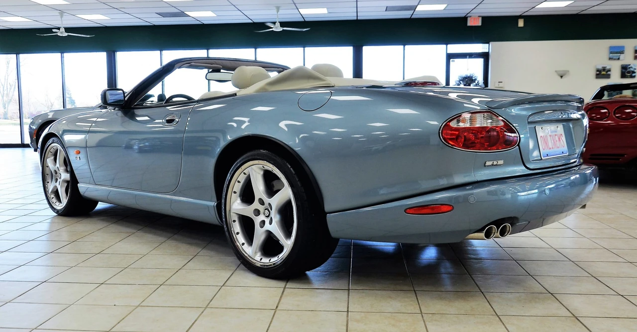 2005 Jaguar X100 XKR - Image 18 of 31