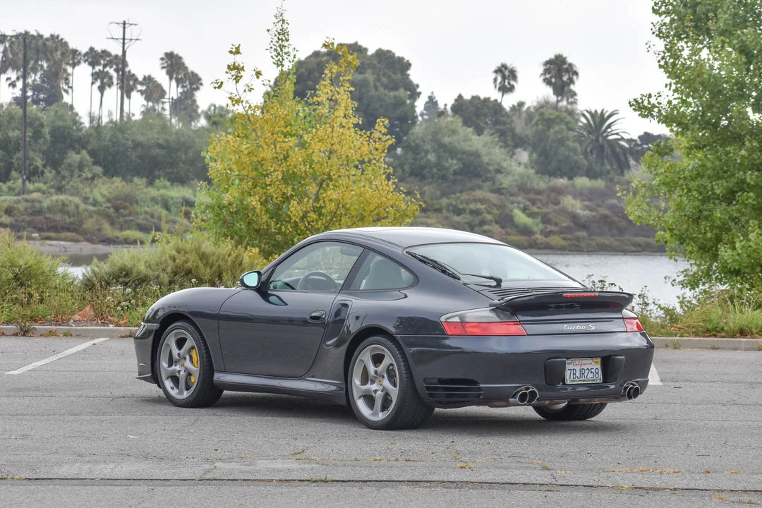 2005 Porsche 996 Turbo - Image 16 of 31