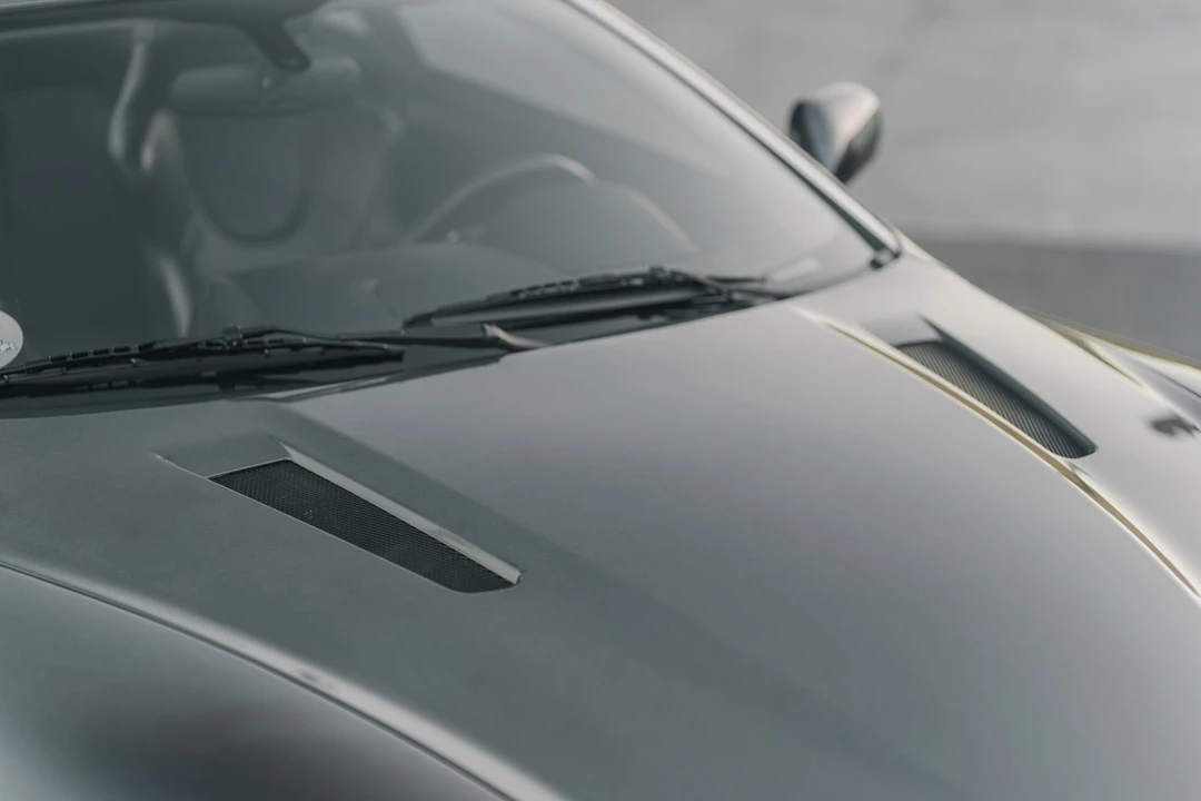 2006 Aston Martin Vanquish 1st Gen - Image 27 of 31