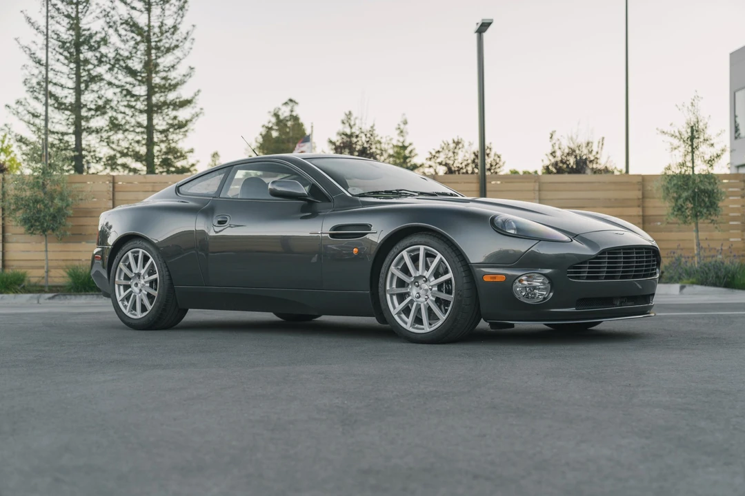 2006 Aston Martin Vanquish 1st Gen - Image 11 of 31