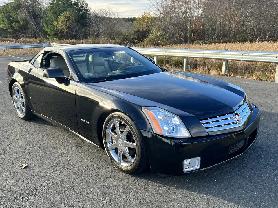 2006 Cadillac XLR - Image 14 of 31