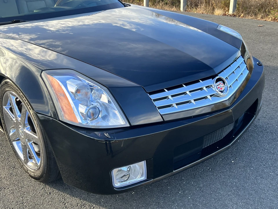 2006 Cadillac XLR - Image 25 of 31