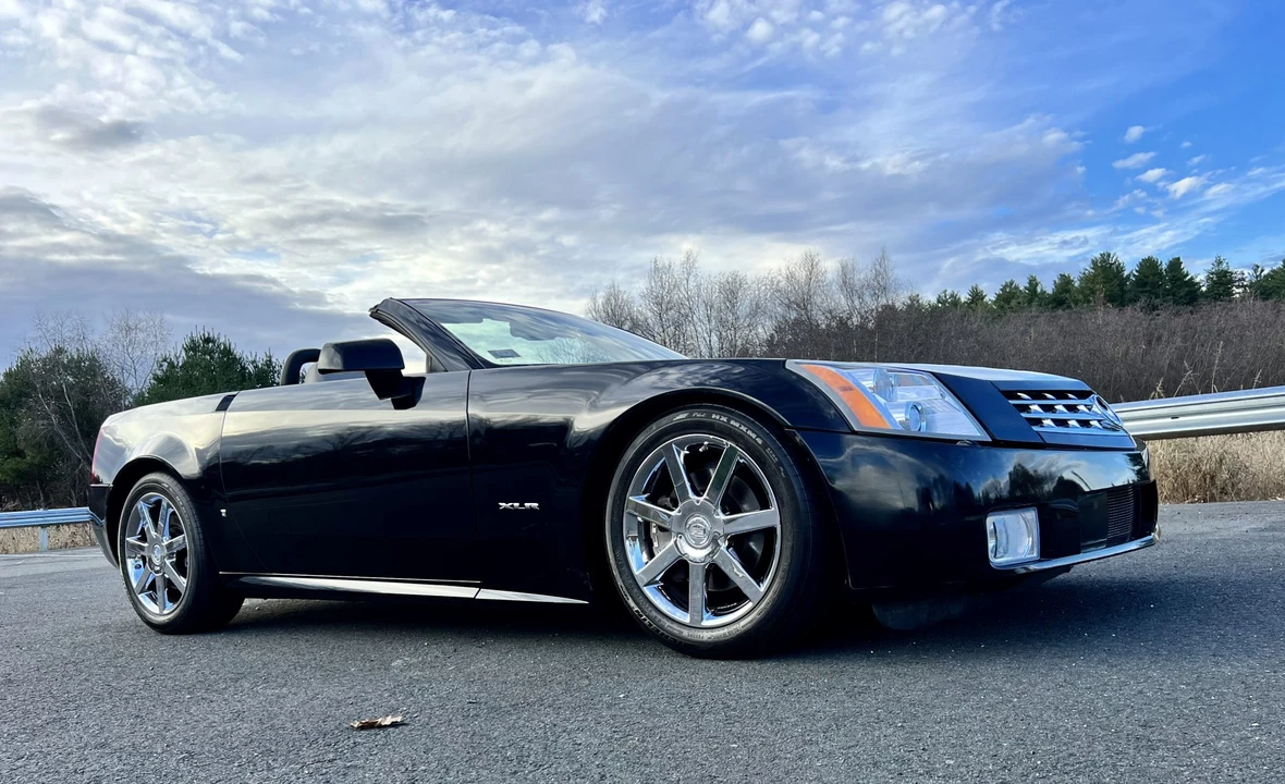 2006 Cadillac XLR - Image 5 of 31