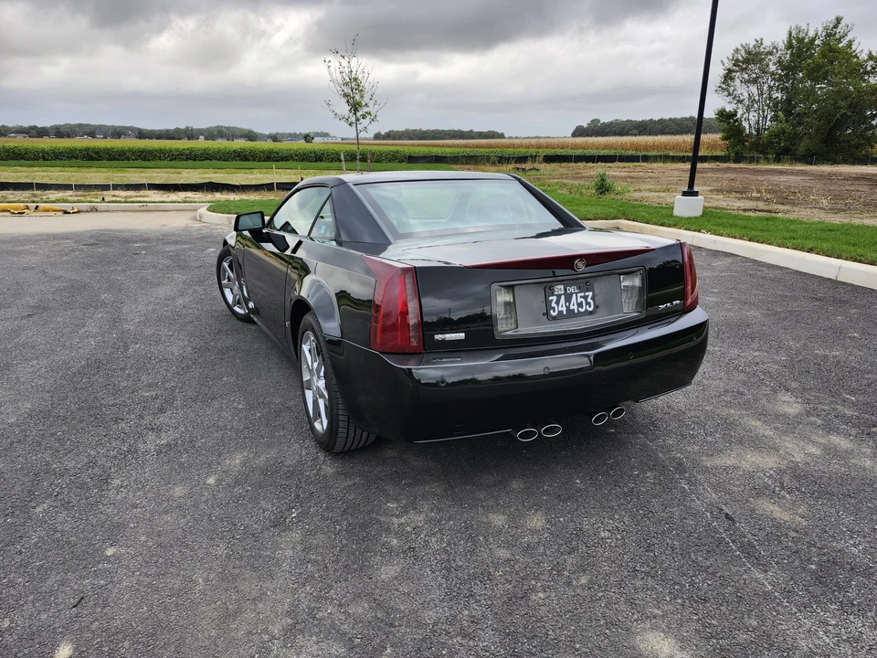 2006 Cadillac XLR - Image 16 of 31