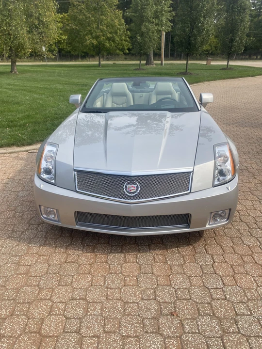 2006 Cadillac XLR-V - Image 14 of 31