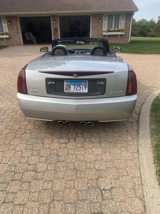 2006 Cadillac XLR-V - Image 8 of 31