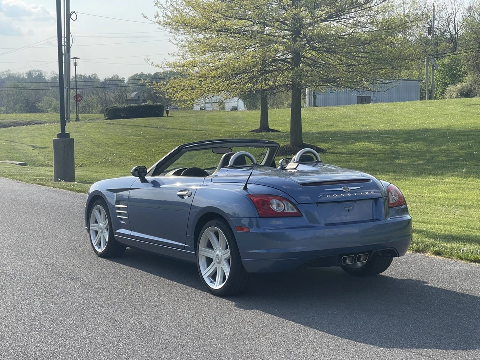 2006 Chrysler Crossfire - Image 30 of 31