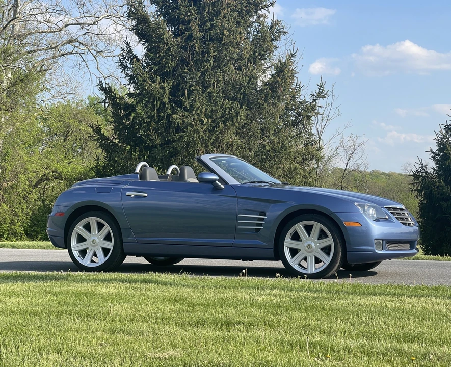 2006 Chrysler Crossfire - Image 13 of 31
