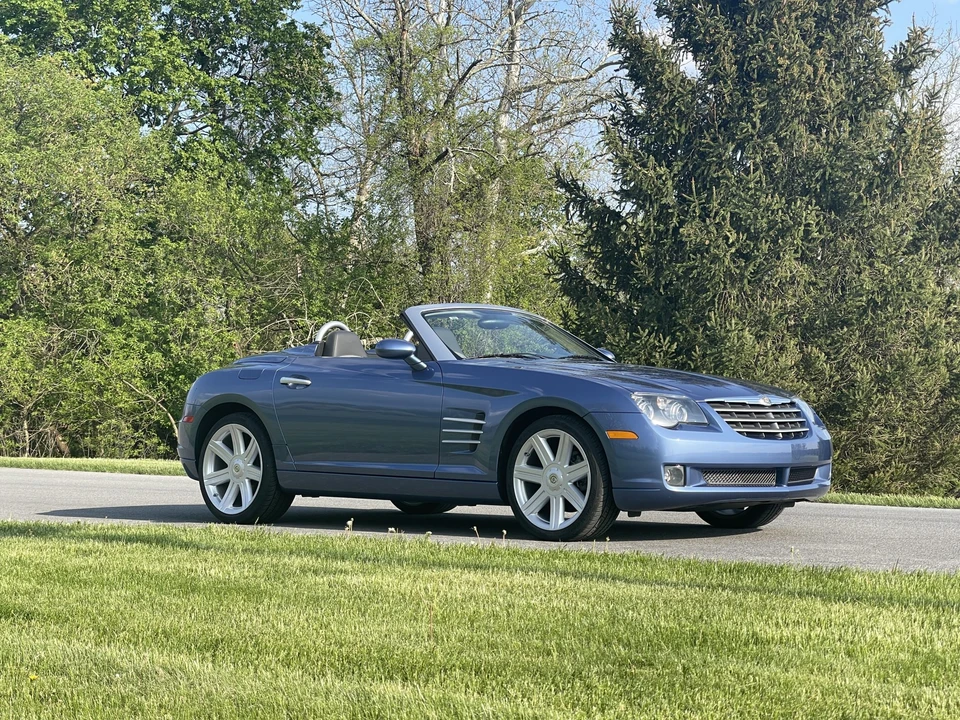 2006 Chrysler Crossfire - Image 11 of 31
