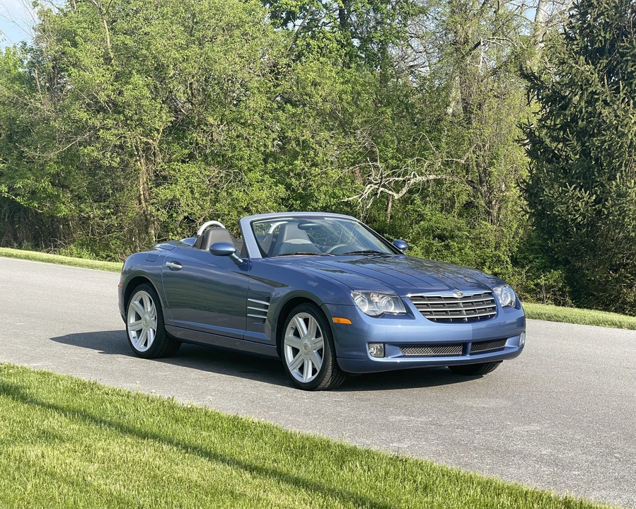 2006 Chrysler Crossfire - Image 10 of 31