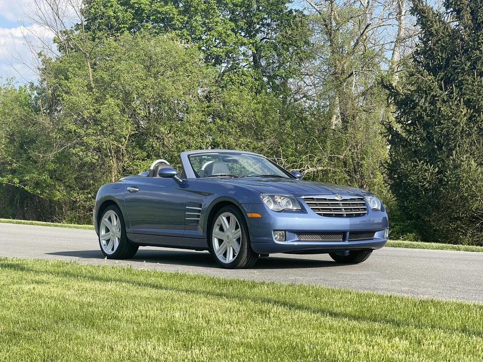 2006 Chrysler Crossfire - Image 9 of 31