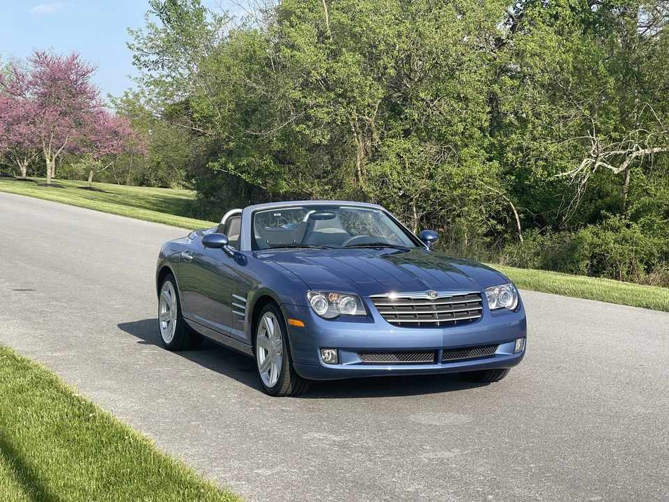 2006 Chrysler Crossfire - Image 8 of 31