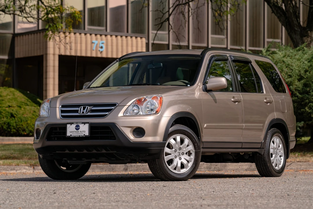 2006 Honda CR-V 2nd Gen - Image 4 of 31