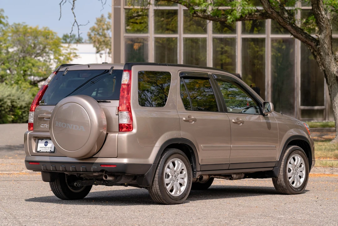 2006 Honda CR-V 2nd Gen - Image 13 of 31