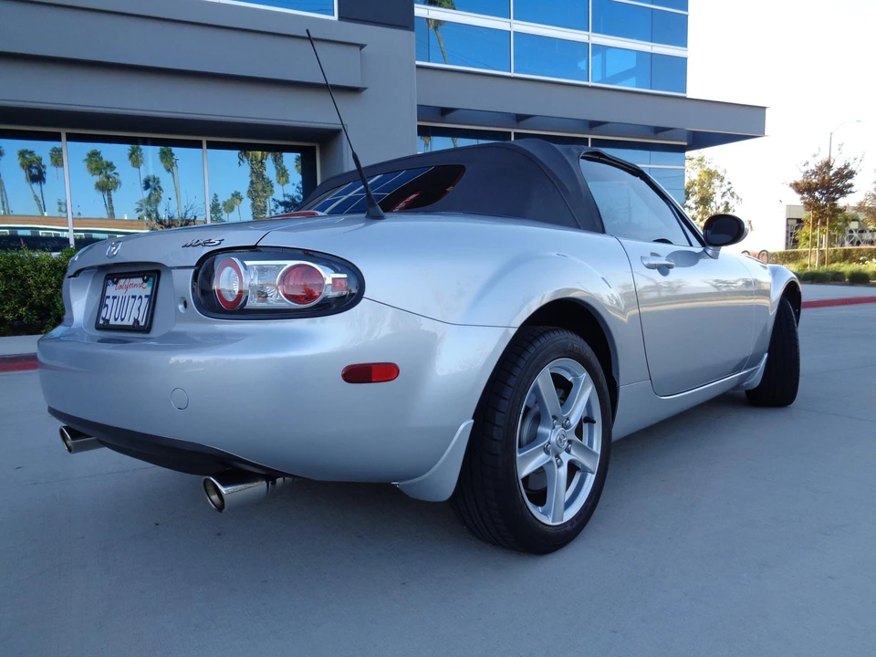 2006 Mazda NC MX-5 Miata - Image 8 of 31