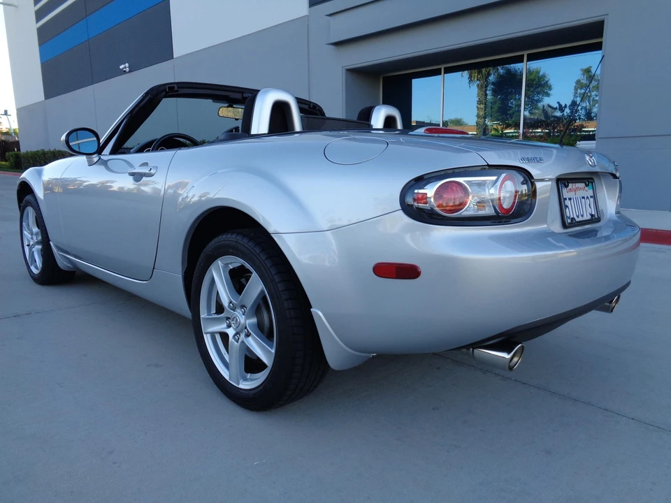 2006 Mazda NC MX-5 Miata - Image 14 of 31
