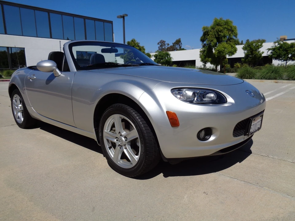 2006 Mazda NC MX-5 Miata - Image 29 of 31