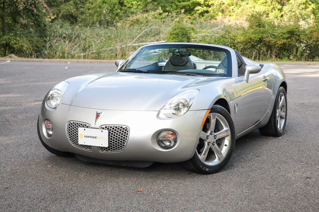 2006 Pontiac Solstice - Image 2 of 31