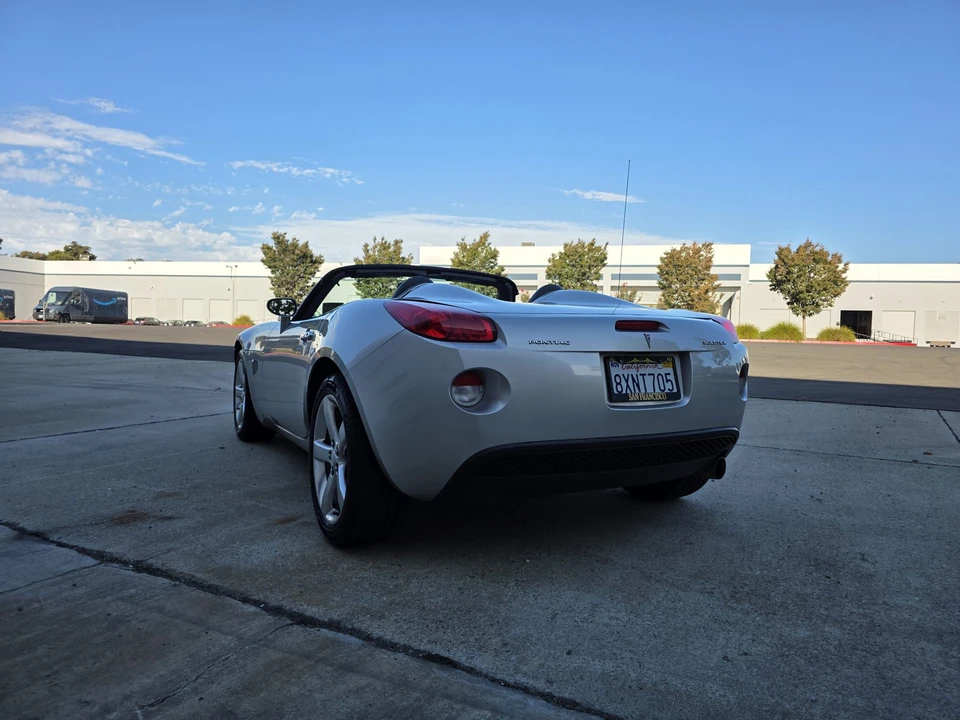 2006 Pontiac Solstice - Image 11 of 31