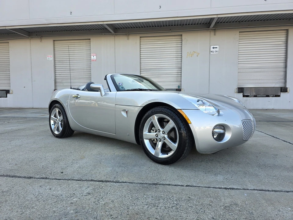 2006 Pontiac Solstice - Image 3 of 31